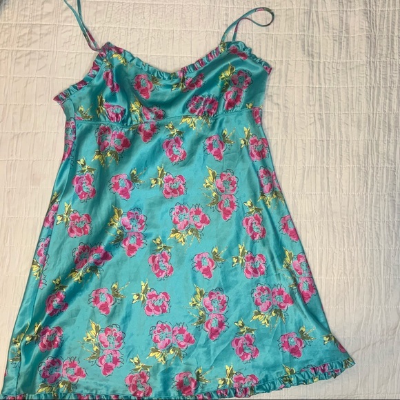 Victoria's Secret Dresses & Skirts - Victoria’s Secret Y2K slip dress nightgown